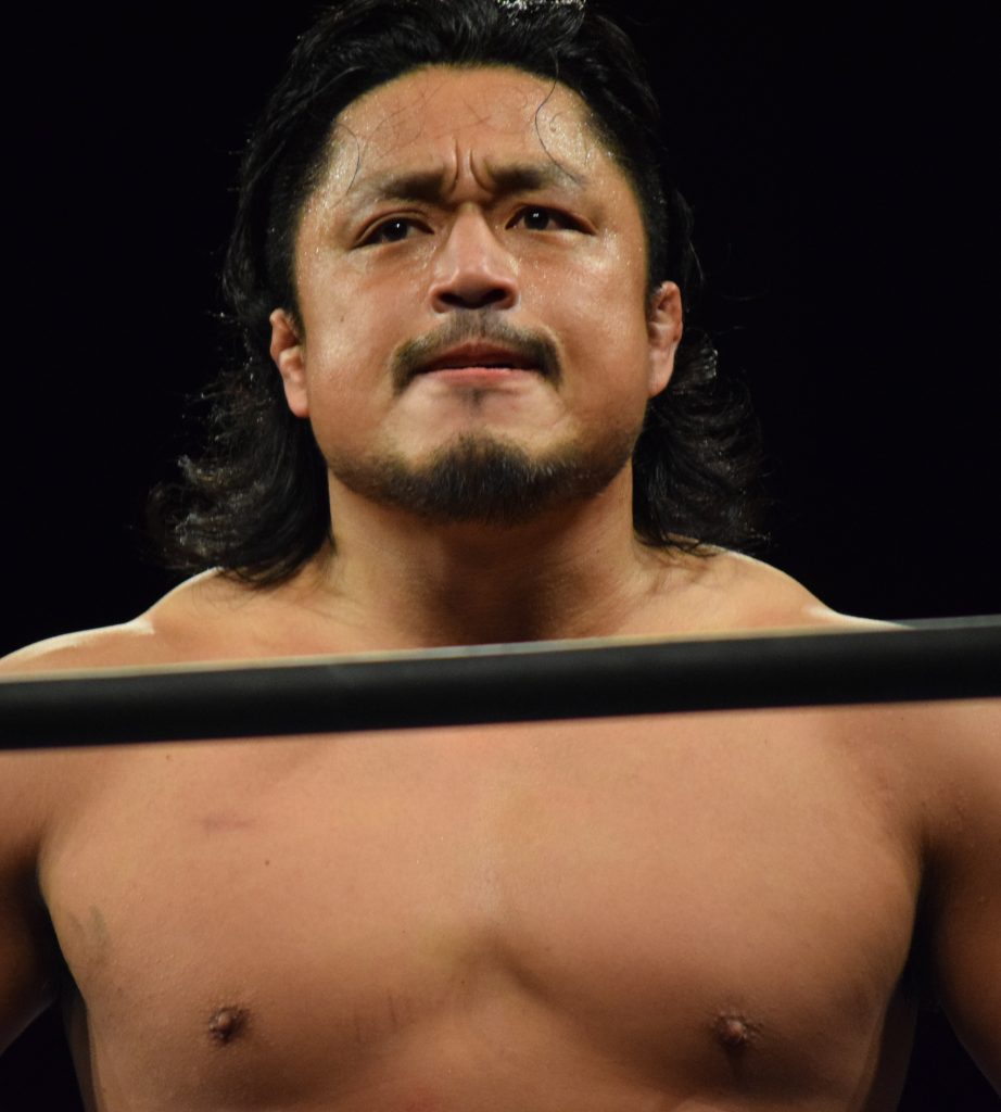 Hirooki Goto Sheds Light