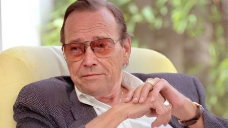 Gordon Solie | ‘The Dean of Wrestling Announcers’ Gordon Solie