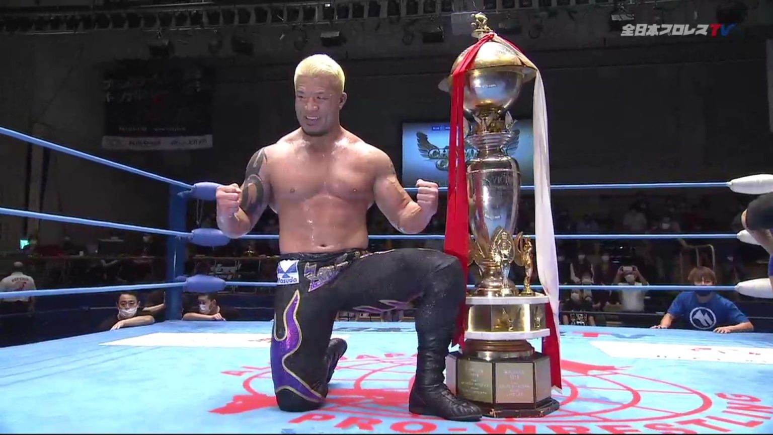 Zeus Wins the Champion Carnival Zeus Wins the Champion Carnival