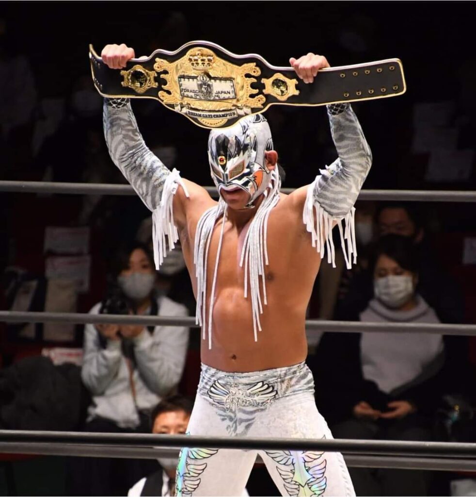 Shun Skywalker wins Open the Dream Gate Championship