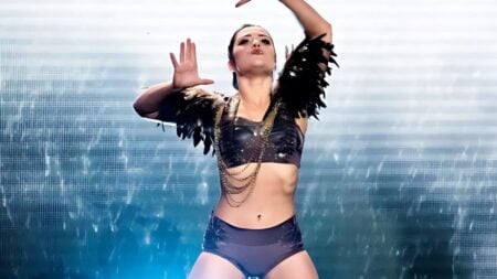 Lyra Valkyria – Beyond The Skullduggery Pleasant Lyra Valkyria